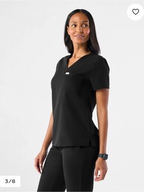 TWO Figs Catarina One-Pocket Scrub Top Women’s Small Black